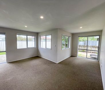 36B Hunua Road, Papakura - Photo 2