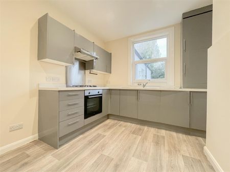 Cranbrook Road, St. Leonards, TN37 6RU - Photo 2