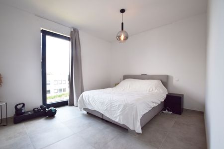 Makkelijk bereikbaar appartement met 2 slaapkamers vlakbij het centrum - Foto 5