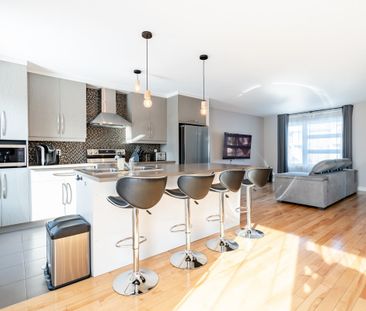 À louer / Maison à étages - Photo 1