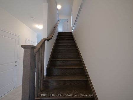 Semi-Detached Home For Lease | S8048794 - Photo 4