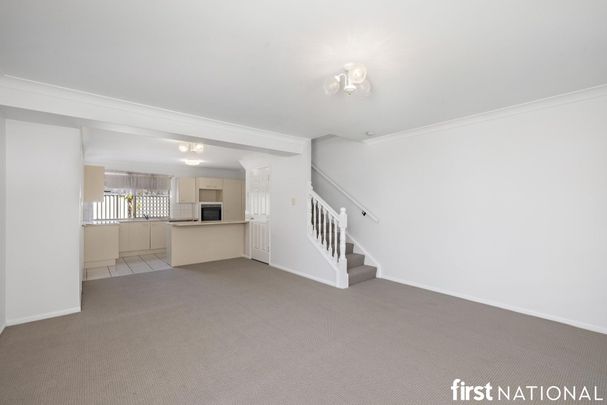 CHARMING 2 BEDROOM TOWNHOUSE IN THE HEART OF CLEVELAND - Photo 1