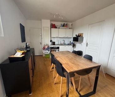 Location Appartement 3 pièces 44m² - Photo 3