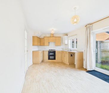 3 bedroom end of terrace house to rent - Photo 5