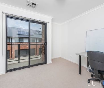 56/36 Dulcie Holland Crescent, Moncrieff ACT 2914 - Townhouse For R... - Photo 6