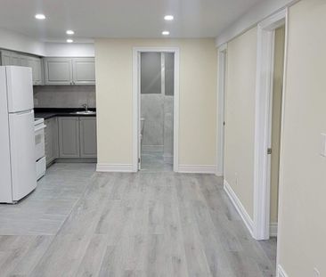 For Lease - 34 Argyle Crescent, Brampton, Ontario - Photo 6