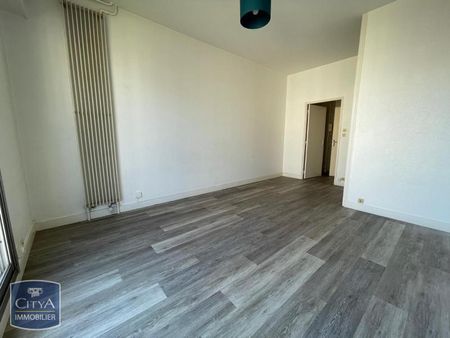 Location Appartement 1 pièce 24m² BLOIS 41000 - Photo 2