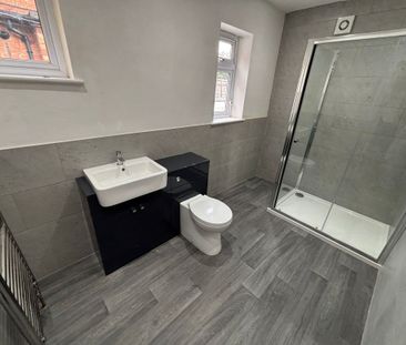 8 Bampton Street - No Deposit & 2 Bathrooms Loughborough - Photo 5