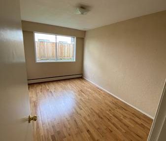 1 Bedroom Suite Vacancy - Photo 2