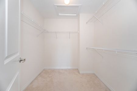 For Lease - 3168 Preserve Drive, Oakville, Ontario - Photo 4