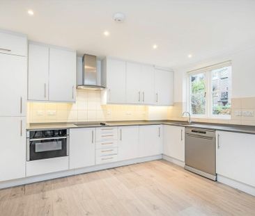 Brompton Park Crescent - Photo 4