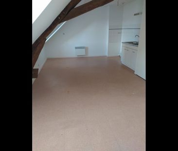 Location Appartement Studio 29 m² Le Blanc - Photo 3