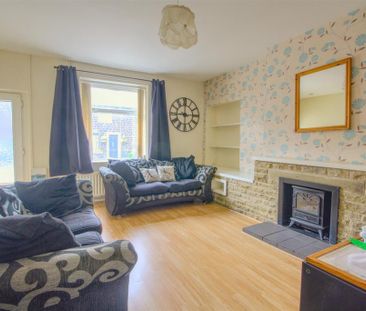 2 bedroom terraced house to rent - Photo 6
