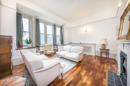 Bramham Gardens, Earls Court, SW5 - Photo 2