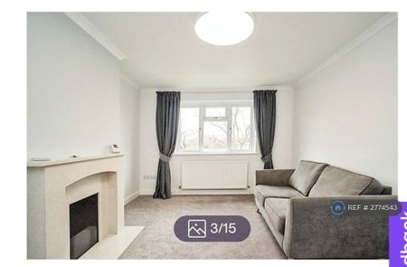 1 bedroom in a house share to rent - Photo 2