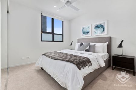 FULLY FURNISHED - Photo 2