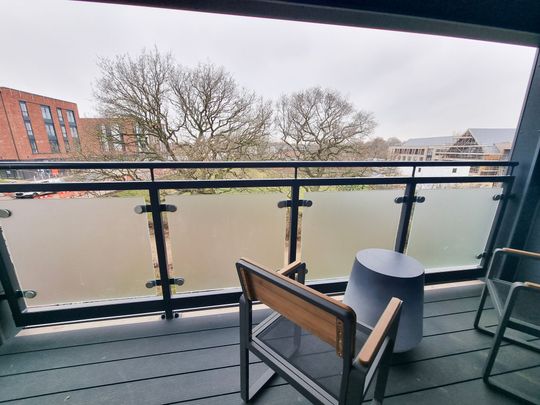 2 bed apartment to rent in Elm Road, Shirley, B90 - Photo 1