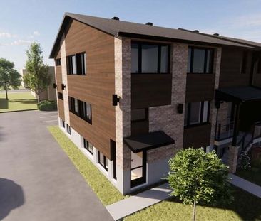 4 ½ + Bureau Disponibles Au Rez-de-chaus - Photo 2