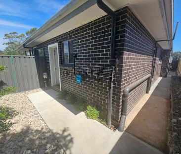 Electricity, Water & Wifi Included - Photo 5