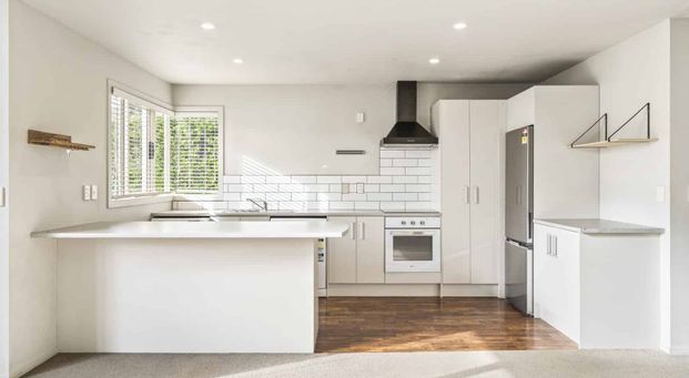 Not to be missed!! - Photo 1