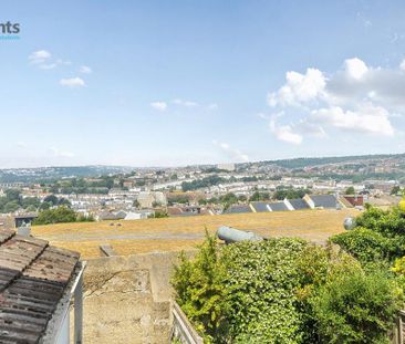 4 bedroom terraced house to rent - Photo 6