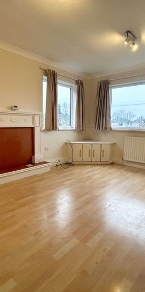 Warwick Road, Scunthorpe - Photo 1