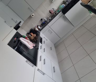 3.5 Zimmer, 80 m², 2. Stock - Foto 3