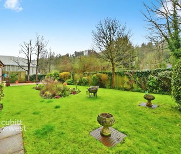 1 bedroom retirement property to rent - Photo 6