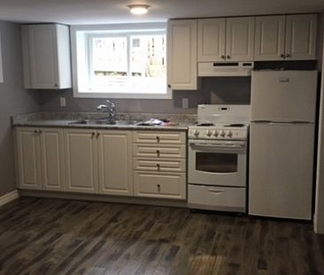 38 Adelaide, Lower Barrie | $1425 per month | Utilities Included - Photo 5