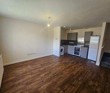 2 Bed House - Photo 1