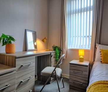 4 bedroom house share to rent - Photo 3