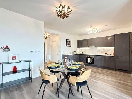 Vista Heights,bermondsey, London, SE15 - Photo 5