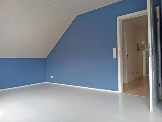 MANNELLA *Frisch renovierte 3-Zimmer Dachgeschosswohnung mit herrlichem Ausblick - Zentral, ruhig, idyllisch* - Foto 1