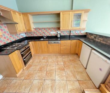 38 Demesne Road, Holywood, BT18 9NB - Photo 6