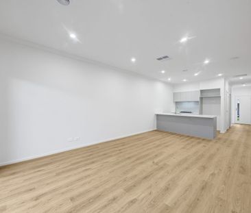 Modern Townhouse in Mickleham - Photo 2