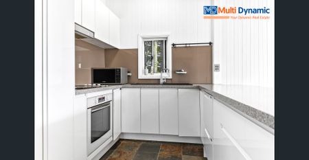 Spacious & Versatile 3-Bedroom Family Home with Alfresco & Sunroom Comfort - Photo 5