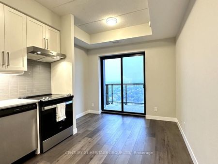 For Lease - 15 Queen Street Unit# 2103, Hamilton, Ontario - Photo 4