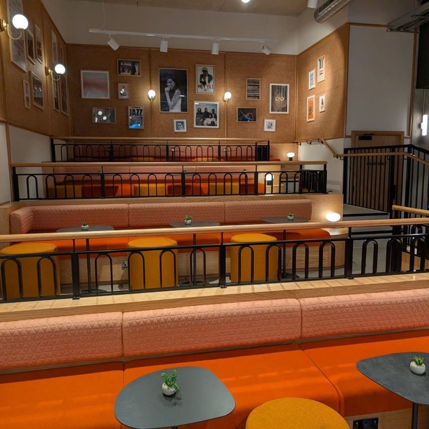 2 Bed Flat, Park Lane, HA9 - Photo 1