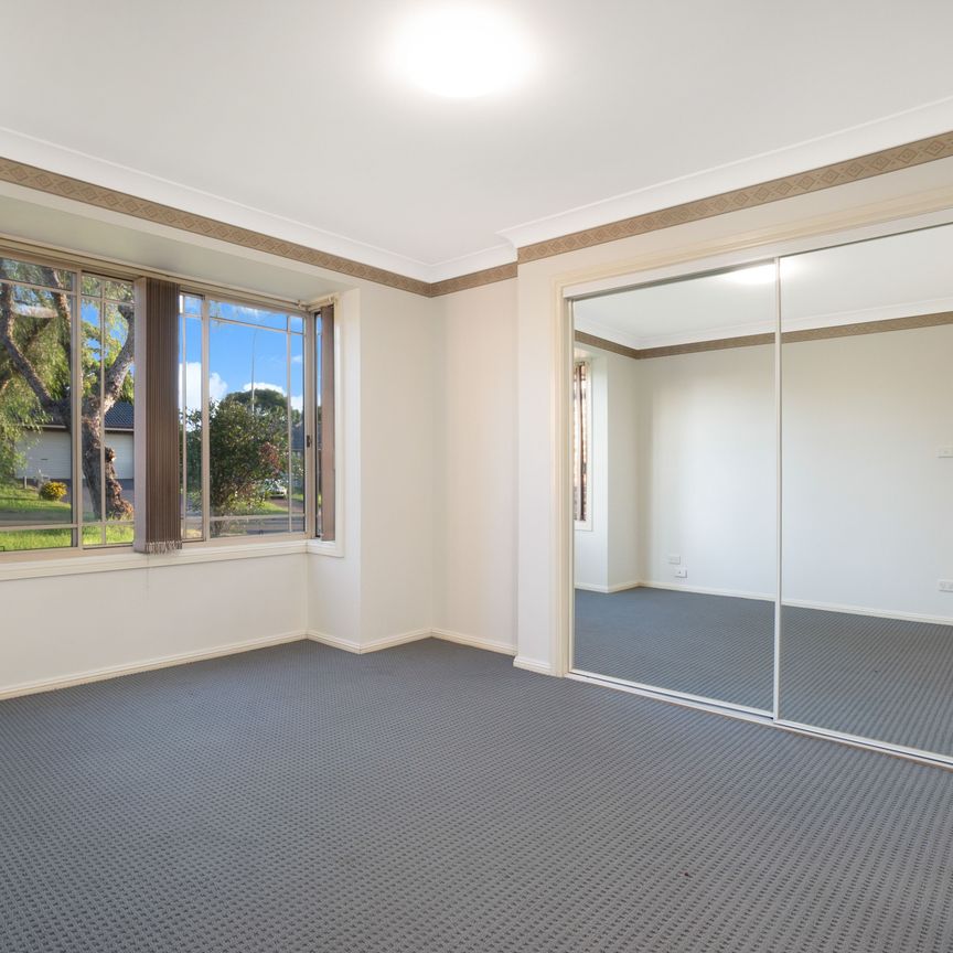 Three Bedroom Family Home - Photo 1
