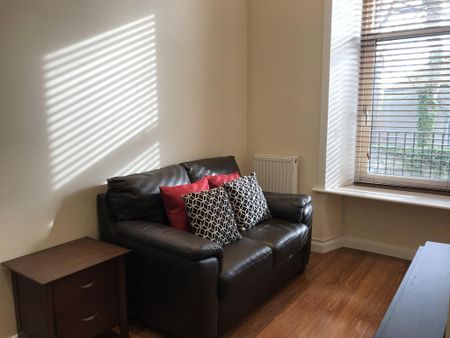 1 bedroom apartment to rent - Photo 2