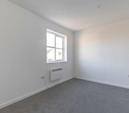Lavender Road, Cheltenham GL51 3BN - Photo 2