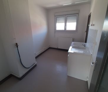 Location - Appartement T2 - 46 m² - Damprichard - Photo 3