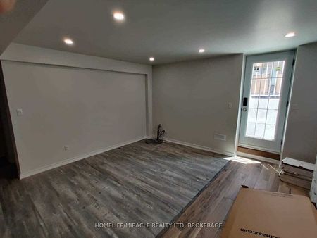 For Lease - 482 Wheat Boom Drive Unit# Bsmt, Oakville, Ontario - Photo 2