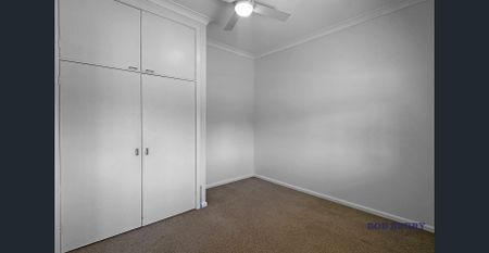 Renovated Three-Bedroom Home Close to the CBD - Photo 2