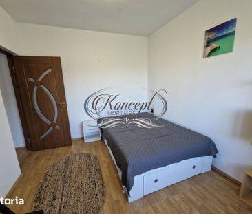 Casa cu 5 camere, garaj si curte in Andrei Muresanu - Photo 4