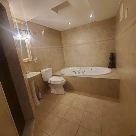 For Lease - 6 Solway Avenue Unit# BSMT, Vaughan, Ontario - Photo 3