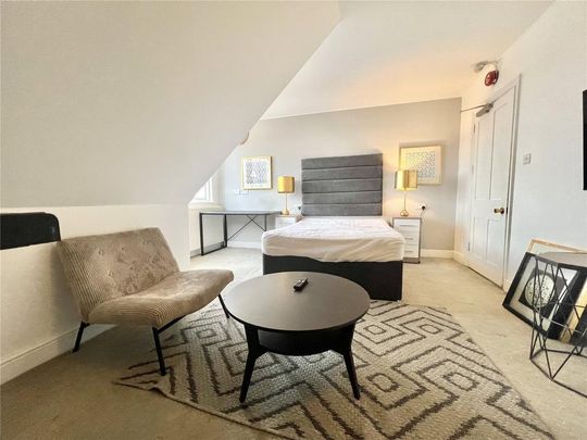 House share to rent - Photo 1