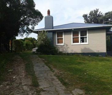 2 bedrooms in Pikarere Street - Photo 3