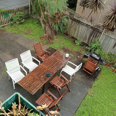 Petersham - Photo 1