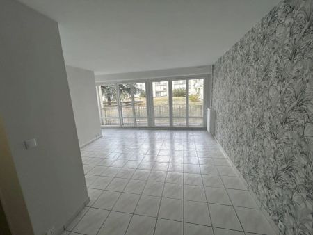 Appartement à louer 3 pièces 66.28m² - Photo 2